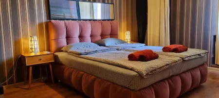 Central Apartment Shishman