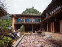 Dinh Da H'Mong - Karsterly Rock Lodge Hotels in Dong Van