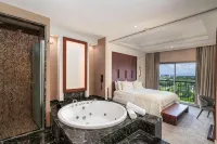 Cratos Premium Hotel Casino & Spa - Разрешено размещения с домашними животными