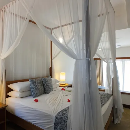 L'Hirondelle Self Catering Guest House