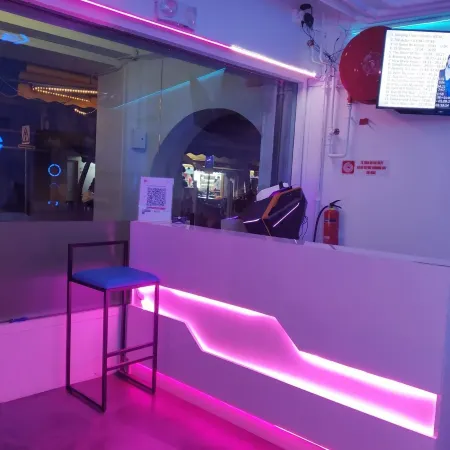 Galaxy Pods Capsule Hotel Boat Quay Отели рядом с достопримечательностью «Станция метро Raffles»