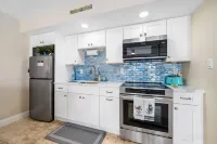 Spectacular Ocean View STEPS from the Beach and Pool! Third Floor Studio!
