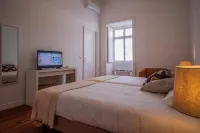 CC Guest House - "Ao Mercado"