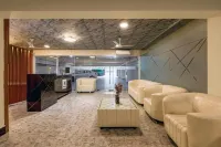 Treebo Iraa, 5 Minutes from Railway Station