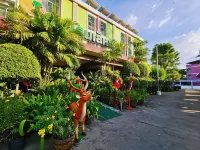 Lert Sri Hotel Hotels in 