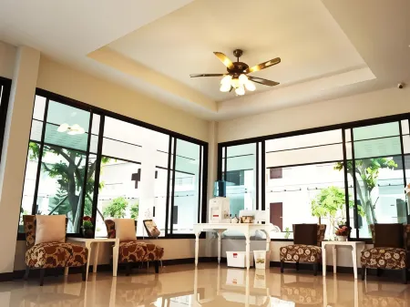 Rittiboon Vintage Hotel