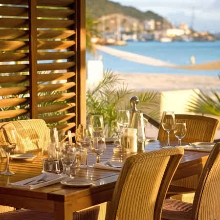 Holland House Beach Hotel