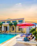 The Green Genius Resort - Pools