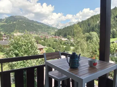 A few days in the mountains?