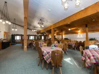 Northern Lights Lodge - breakfast