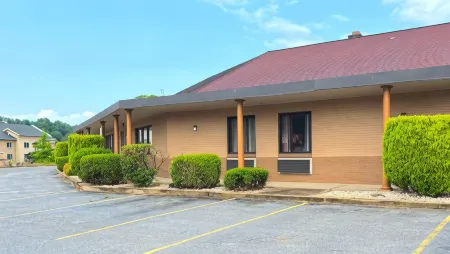 Magnuson Grand Harrisburg Отели в г. Фэрвью Тауншип