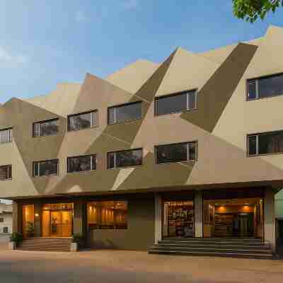 Treebo Ashirwad Regency Hotel Exterior