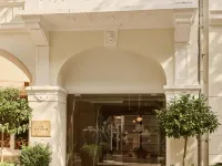 Hotel Bella Grande Hotels near Frederik's Church