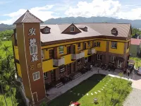 The Anderson Manor Hotels near Tropic of Cancer Marker Park