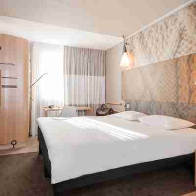 Hôtel Ibis Lyon Caluire Cité Internationale Rooms