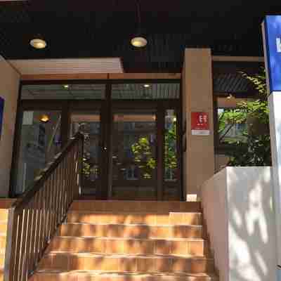 Kyriad Direct Montauban Centre Hotel Exterior