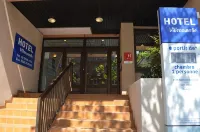 Kyriad Direct Montauban Centre Hotel a Albias