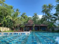 The Nalaya Hotel & Resto