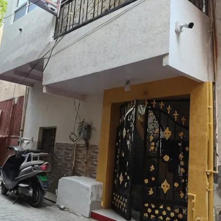 Shree Gopal Niketan