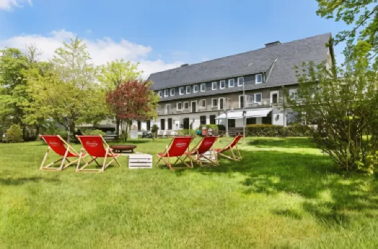 Berghotel Hoher Knochen Hotels near Brembergkopf II