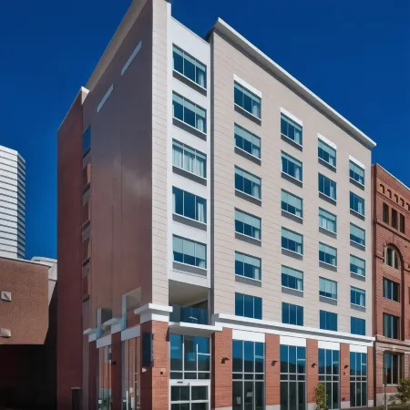 Fairfield Inn & Suites Pittsburgh Downtown Отели рядом с достопримечательностью «Фуникулёр Дюкен»