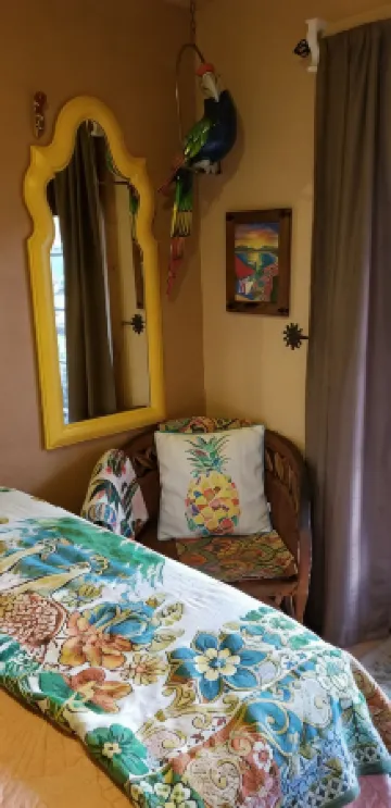 Pet friendly. 1 mi to beach. Not a house share.