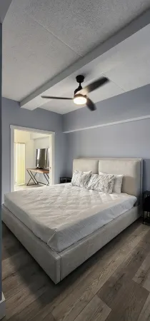 Lux Riverfront Condo in Louisville/Jeffersonville