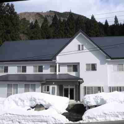 Farmer's Pension Little Pine Hotel Exterior