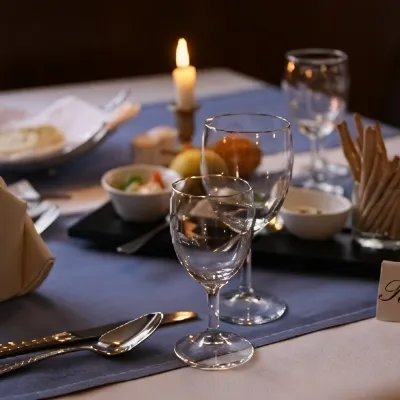 Hotel Gasthaus Zur Krone Hotels near محطة مترو درانسدورف