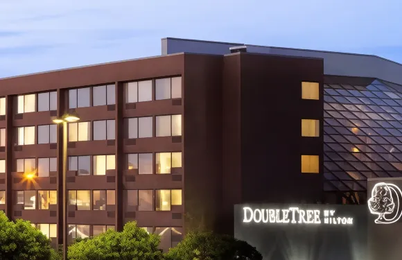 羅徹斯特希爾頓逸林酒店