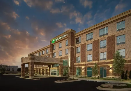 Holiday Inn Express Jackson - Ridgeland Отели в г. Флора