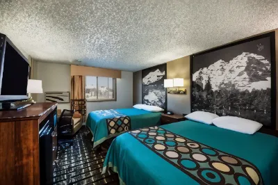 Super 8 by Wyndham Pueblo Hotels in Pueblo