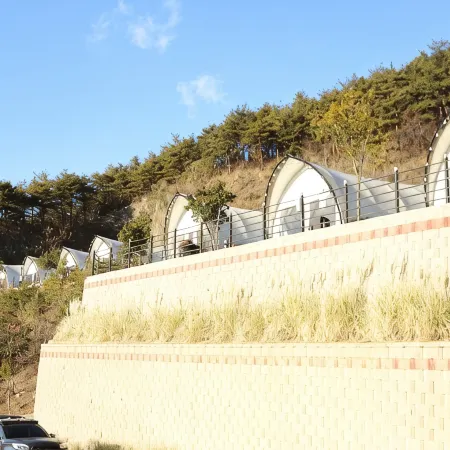 Gwangyang Lake Island Glamping