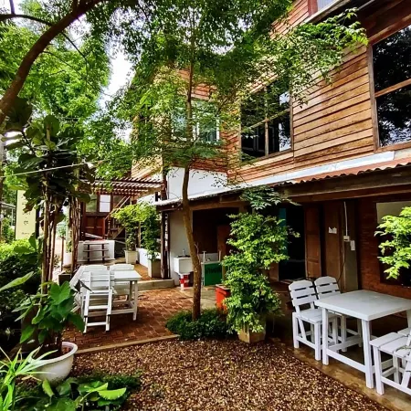 Mae Nam Khiang Sook Poshtel & Craft Home @Chiangkhan