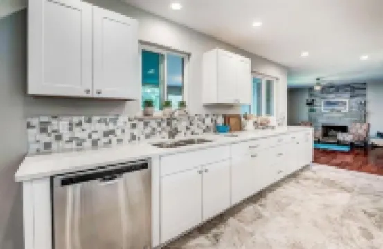 Mid-Century Modern 2 Bedroom Rambler in the heart Longmont