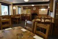 Greyhound Inn - breakfast