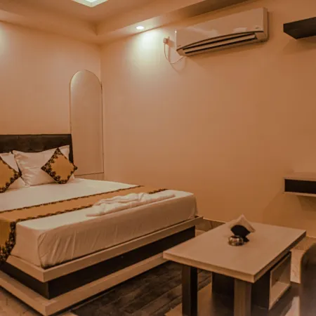 Golden Vista Resort - 10 Minute From Mayapur Temple