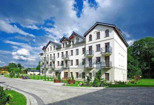 Cottonina Hotel & Mineral Spa Resort