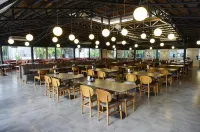 Sunlight Garden Hotel