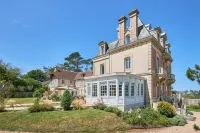 โรงแรม Les Villas d'Arromanches - บูติค
