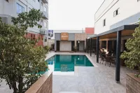Atrium Confort Hotels - Swimmingpools