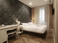 Palazzo Fracassini Các khách sạn gần Quảng trường Piazza Cavour