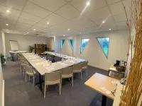 Sure Hotel by Best Western Bordeaux Lac - Bãi đậu xe
