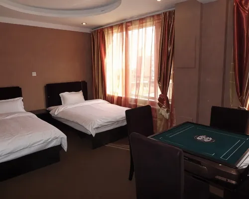 Changling Fuyuan Fashion Hotel فنادق في تشانغ لينغ