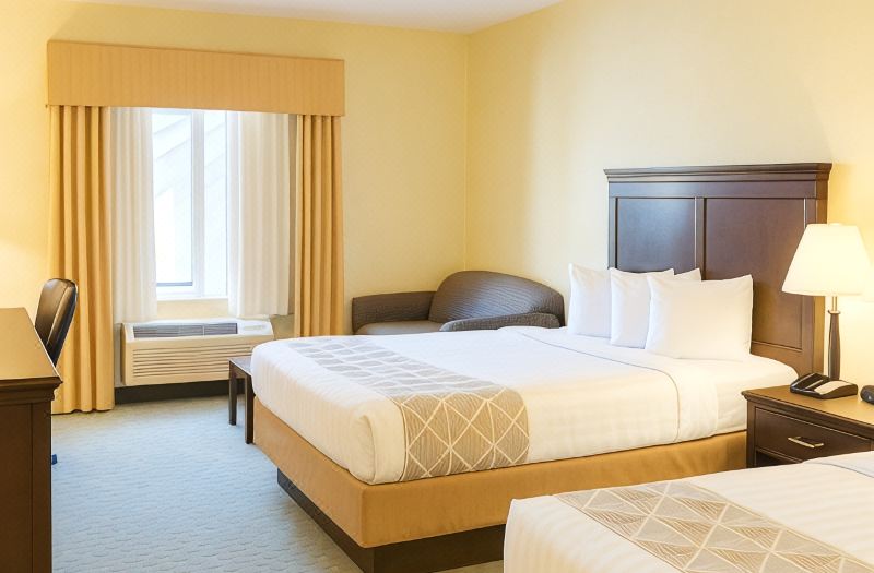 Ambassador Inn & Suites Tuscaloosa