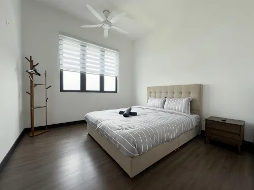 Vista Bangi Service Apartment (Block A) by Favspace