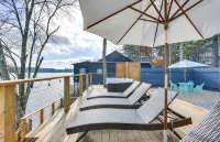 Victorian Lake Oasis | Hot Tub | 30 min to skiing -  case vacanza in affitto