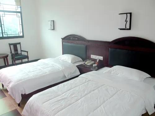 Anhuadong Fukuangguan - Inns