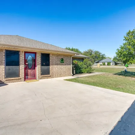 Clover House, Pool, Game Room