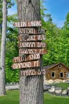 Walk to Beach - Close to Town - Pet Friendly Cabin